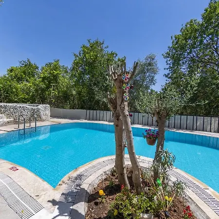 Villa Umutsu Doğa Manzaralı Korunaklı Balayı Villası